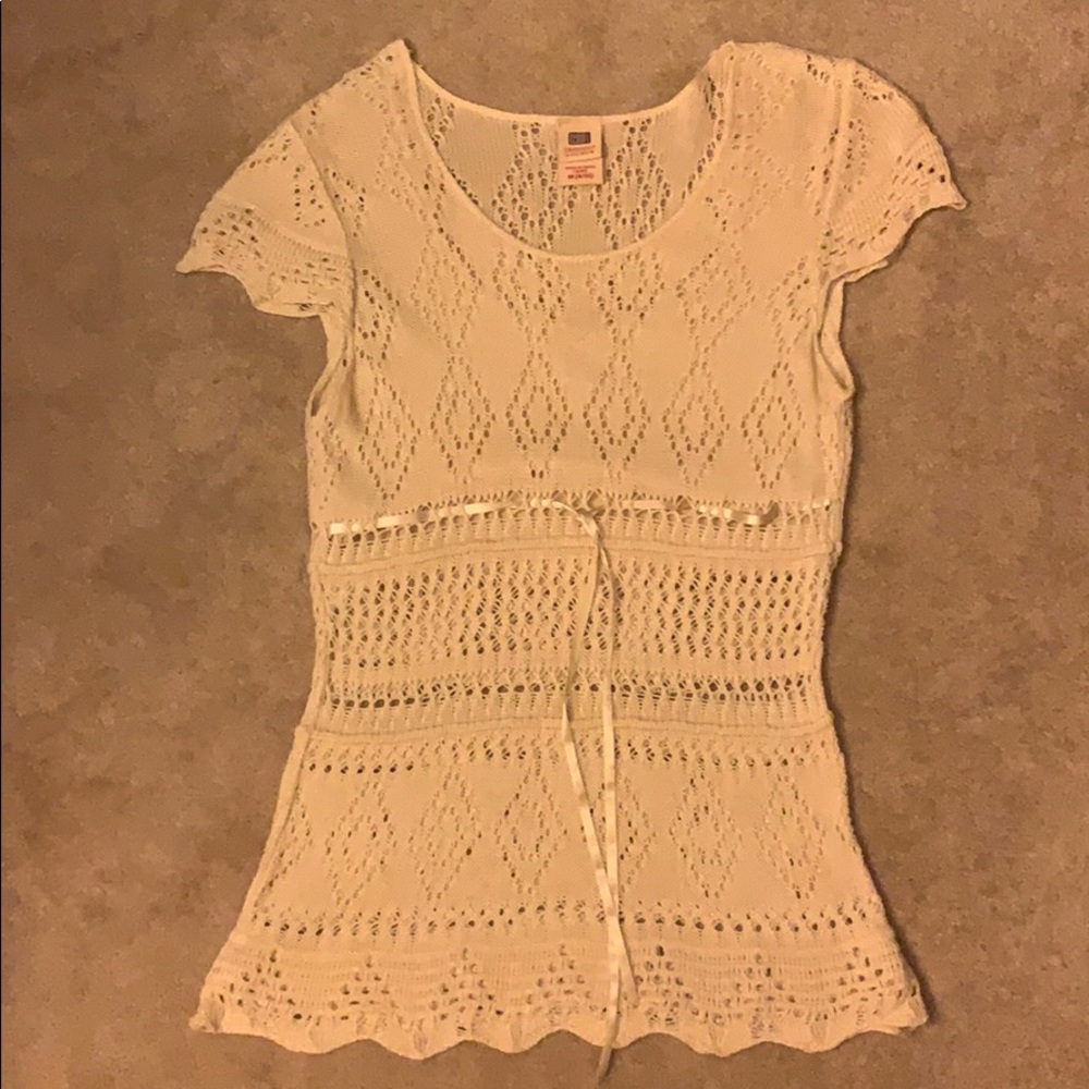 Cream top sz M